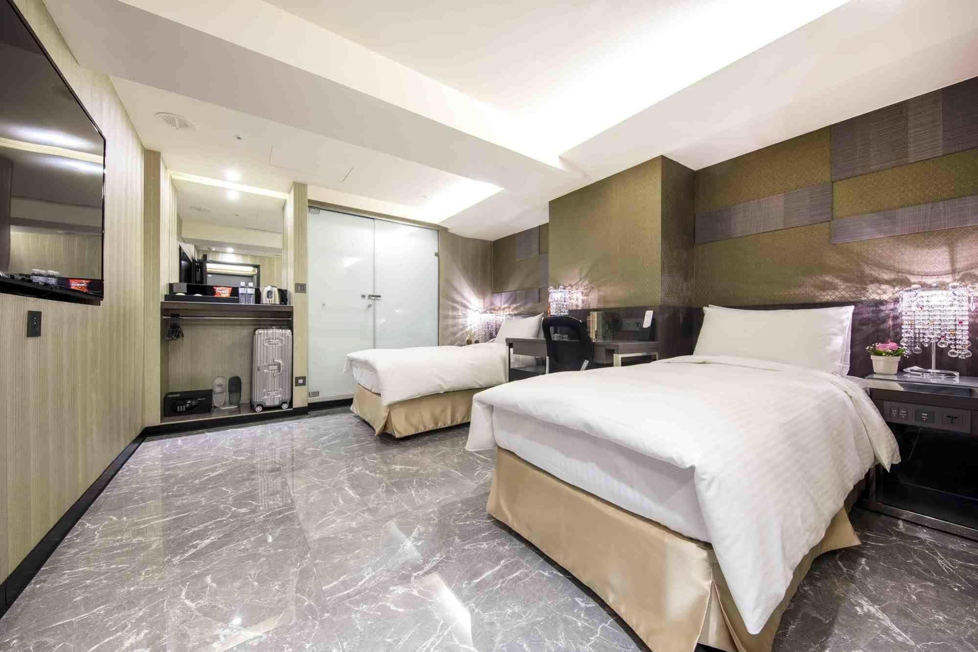 Hotel I Journey 2*